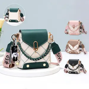 Elegant Crossbody Bag for Women Contrast Color Shoulder Purse Chain Decor Bucket Bag with Flap Closure for Daily Use and Travel