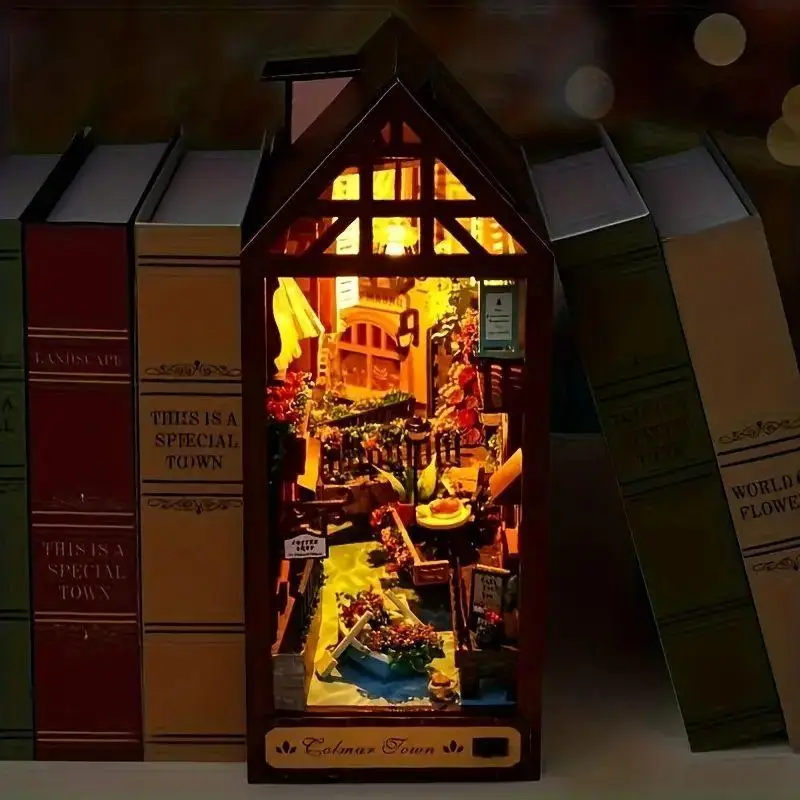 Wooden DIY Book Shelf Insert, House Design Bookshelf Insert Decoration, Creative Manual House Model Birthday Gift