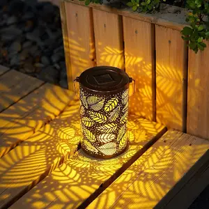 Solar Lantern Lights LED Hanging Lantern Lights with Leaves Projection Warm White Solar Garden Lighting Retro Table Lanterns Light for Garden Patio Courtyard Path