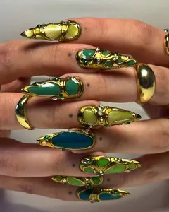 Alice WonderNails – Sculpted Gold Gem Press On Nails | Luxury Green Chrome Nail Art | Edgy Gold Accent Press Ons | Futuristic Green Gold Fake Nails – AW133