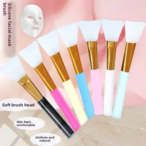 Silicone Facial Mask Brush Soft Makeup Beauty Tool Face Mask Applicator Spa Skincare Tool for Mask Mixing & Even Application Soft Flexible Beauty Brush for Home Skin Care & Daily Beauty Routine