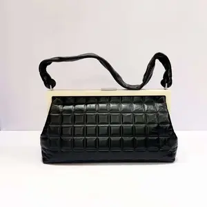 Pre-owned CHANEL Vintage Black Acrylic Ice Cube Clutch Bag with Quilted Design and Adjustable Handle
