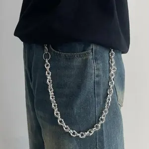 Punk Hip-Hop Skull Fashionable Alloy Keychain for Men - Dark Gothic Style Streetwear Wallet Chain Pendant for Chain, Cool Keychains, Versatile Jeans Trousers Accessory, Ideal Gift for Leisure & Outdoor Use,summervibes