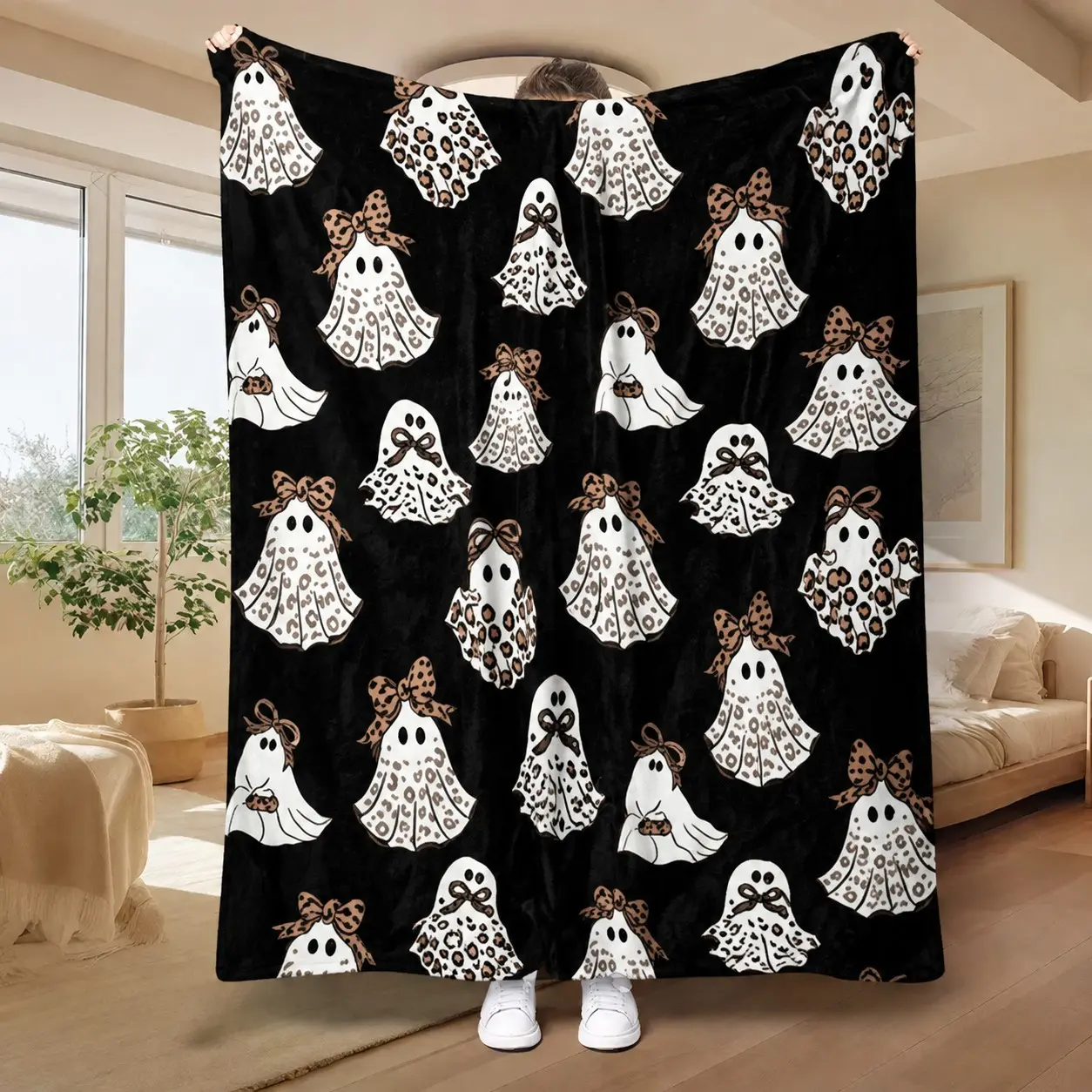 Halloween Cheetah Ghost Blanket Black Leopard Throw Blanket  Soft Flannel Fleece, Wrinkle Resistant Cozy Spooky Home Decor, Western Boho Holiday Blanket, Adult & Baby Blanket, Halloween Season
