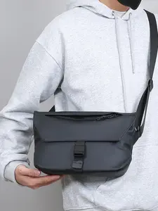 Men's Casual Plain Nylon Crossbody Bag, Casual Shoulder Bag, Lightweight Durable Adjustable Strap Sling Bag, Simple Design All-match Crossbody Bag for Daily Life, Stylish Crossbody Bag, Minimalist Crossbody Bag