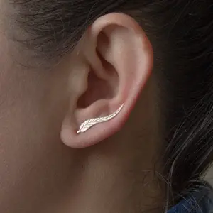 Cute Jewelry Exquisite Silver Color Leaf Earrings Modern Beautiful Feather Stud Earrings for Women