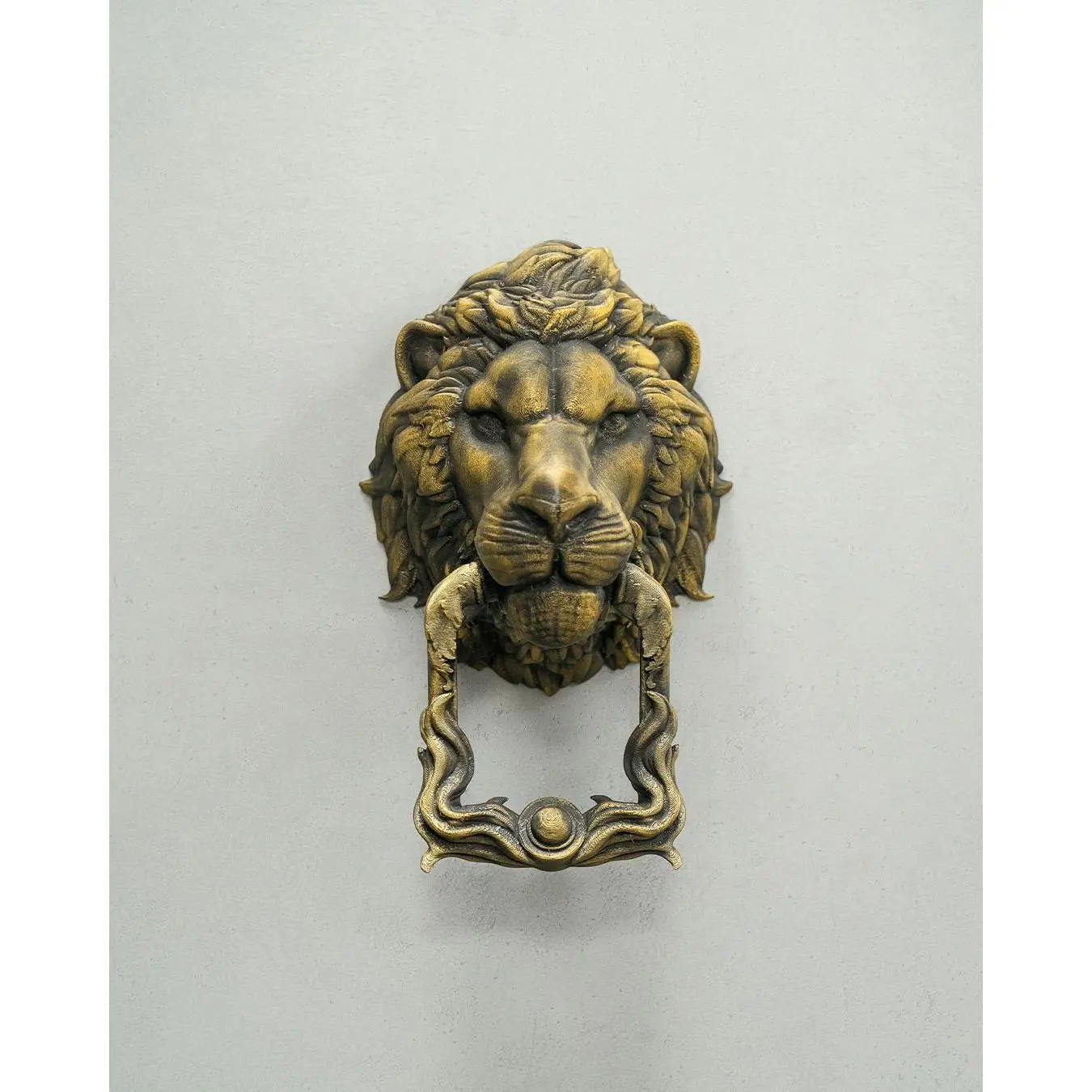 Handmade Eco-Friendly PLA Plastic Lion Door Guardian - Bold Wildlife Motif Ornamental Wall Arts, Unique Variation Home Decor, Planet-Safe Wall & Door Accent