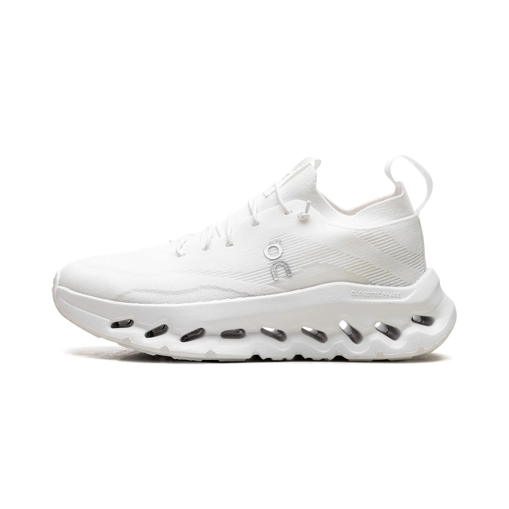 Cloudtilt WMNS "LOEWE All White" 3WD30310108