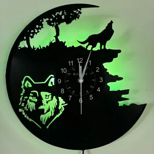 Vinyl Record Clock Wild Wolf Decorative Art, Laser Cutting Design Modern Wall Clock, Creative Decorative Clock, LED Clock, Halloween Christmas Party Decoration Gift