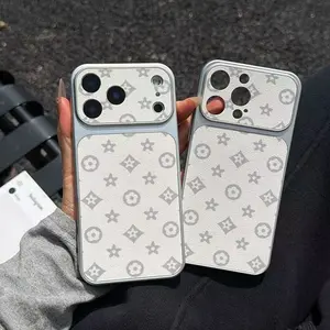 Retro Symmetric Pattern Phone Case. Lmitation Sheepskin Phone Case Upgrade Style. The Sheepskin Like Texture Brings A Luxurious And Soft Touch, And The Durable Material Can Protect Your Phone From Bumps And Falls. Suitable For Apple Phone Cases.