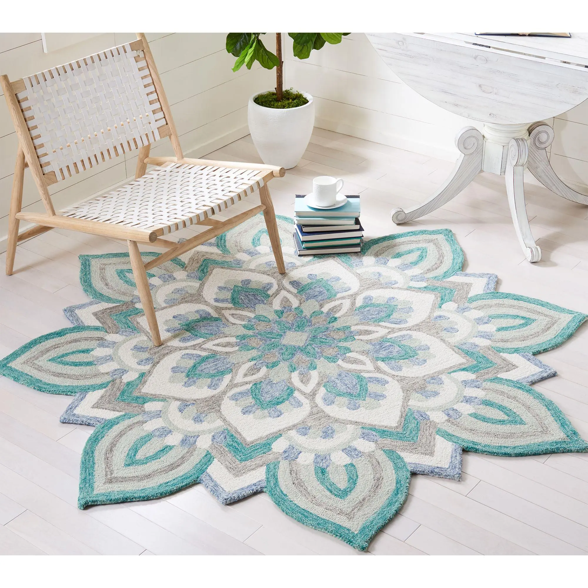 Safavieh Novelty 105 Series 6' x 6' Round Rug