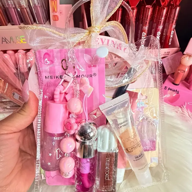 Cosmetic Makeup Gift Set with Lip Gloss & Accessories Cosmetic Makeup Gift Set with Lip Gloss & Accessories