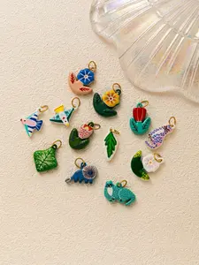 1PC stylish and versatile pendant, featuring leaves, flowers, and plants; suitable for DIY fashion accessories such as keychains, bags, and jewelry, Sunflower pendant, Summer Dainty Jewelry