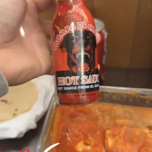 Trompa De Chucho Hot Sauce La Mas Picante De El Salvador 100% organic  Flavorful Dientes De Perro pepper Super spicy flavor