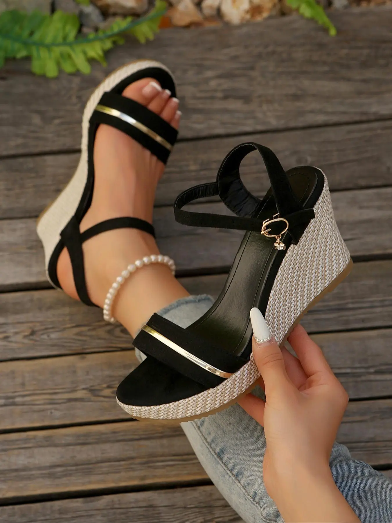 Women's Fashionable Peep Toe Ankle Strap Wedge Sandals, Stylish Footwear, Wedge Heeled Sandals, Casual Versatile Platform Sandals for Daily Wear, Lightweight Breathable Comfortable Shoes for Women & Girls, High Heels