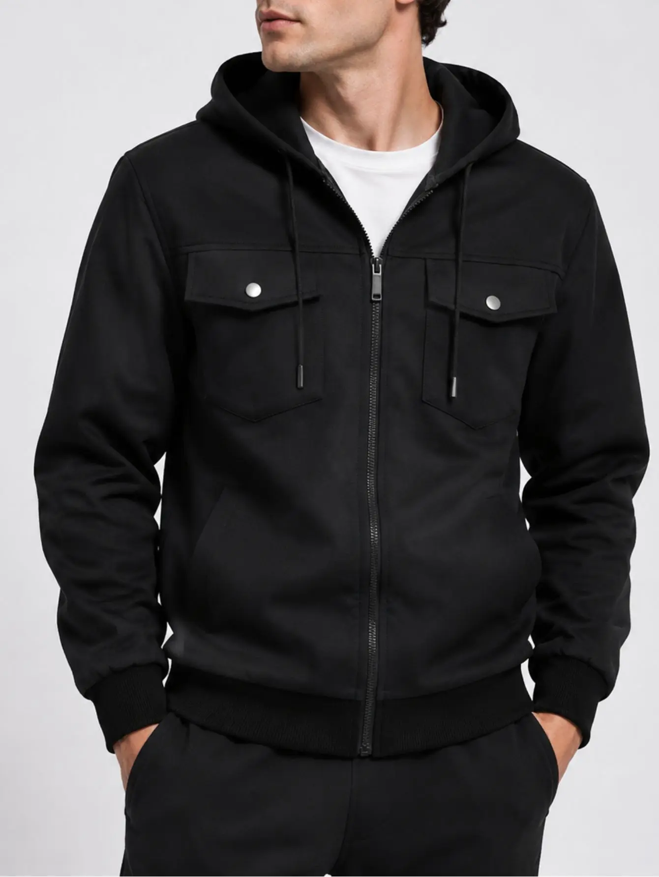 Men’s hooded workwear jacket, full-zip casual outerwear with flap buttoned pockets, loose fit, functional design