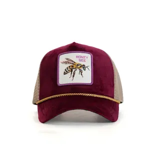 Vintage Embroidered Animal Patch Trucker Cap