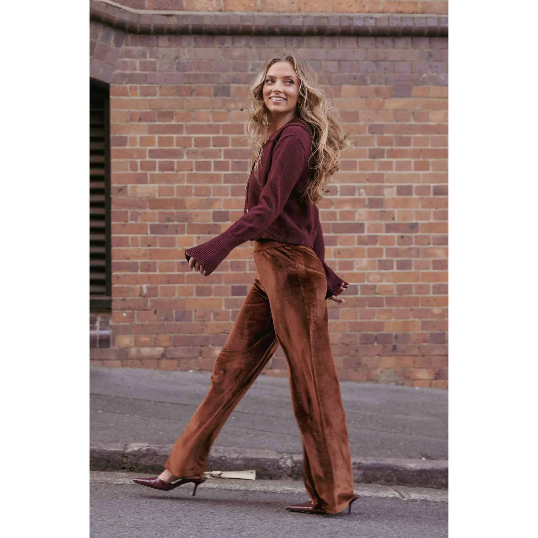 Riley Stretch Velvet Pant - Chocolate