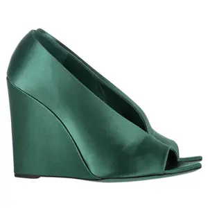 Pre-owned Burberry Burberry Prorsum Shoreham 110 Wedge Peep Toe Pumps in Green Satin by Rebag