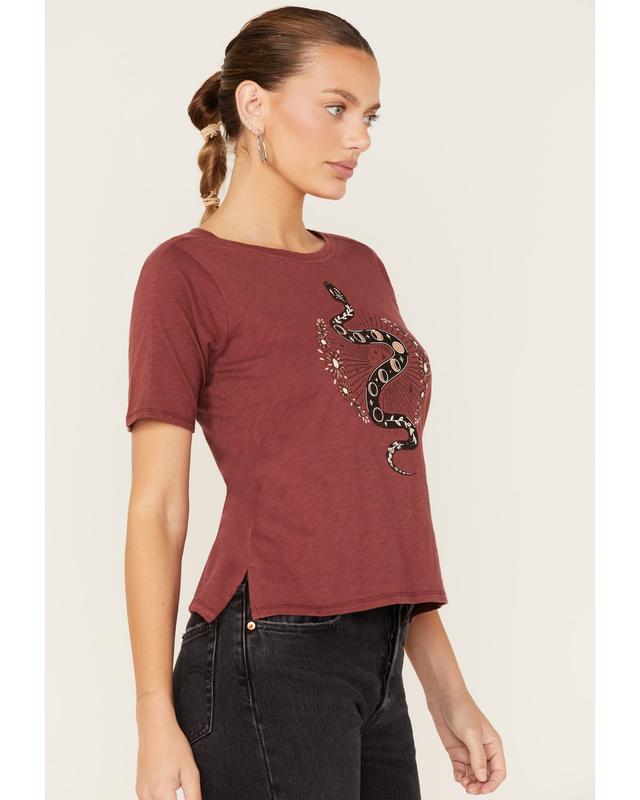 Shyanne Women's Celestial Snake Graphic Tee - Swfa22k7
