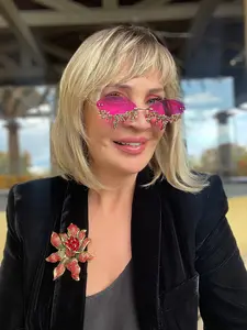 Sparkling Crystal Orchid Brooch – 4 Colors – Gift Box – Elegant Vintage Style Pin Unisex