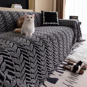 British Retro Plush Sofa Cover, 1 Count Thickened Sofa Protector, Dustproof Sofa Cover for Home Living Room Bedroom Decoration