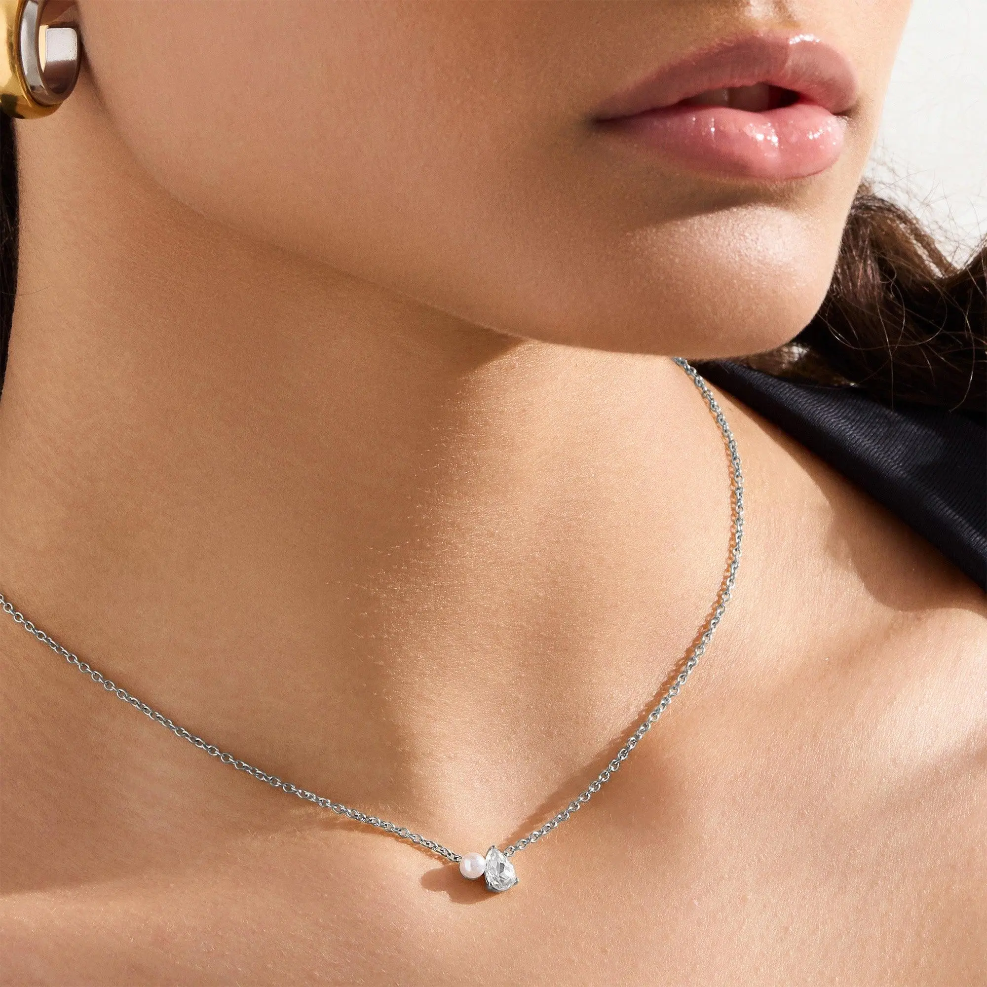 EVRY JEWELS Gold or Silver Plated Women's Hypoallergenic Toi et Moi Necklace