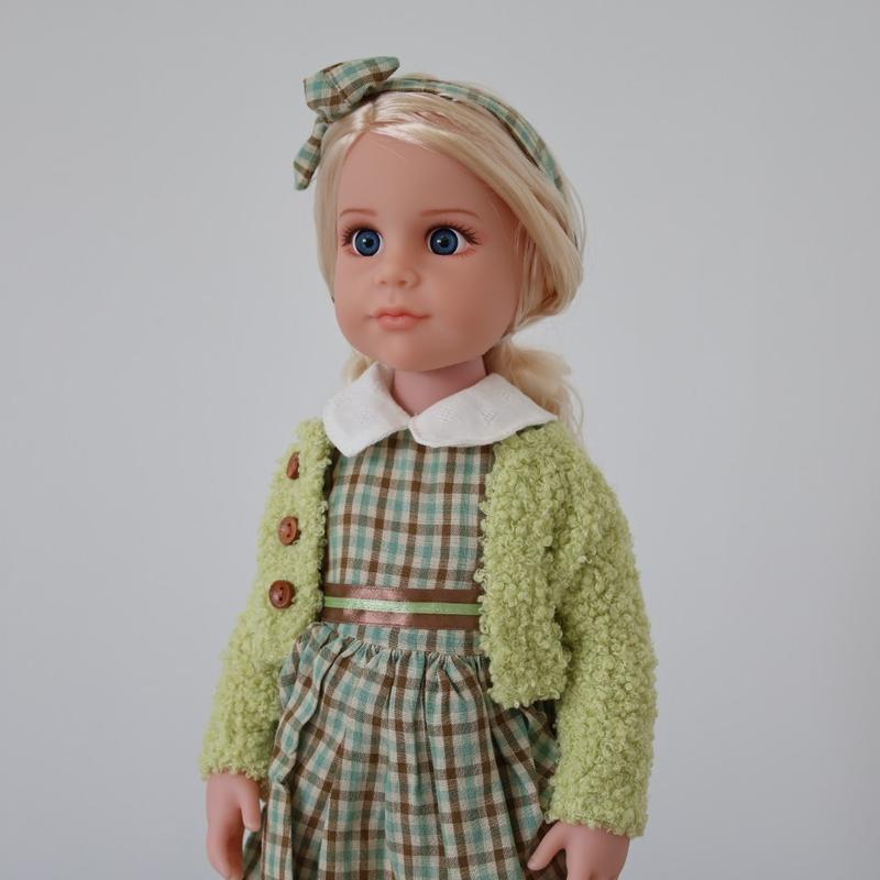 17 Inch Fashion Girl Doll, Adjustable Limbs, Stand Easily, Wearing Elegant Clothes, Perfect Gift for Girls, Christmas Present