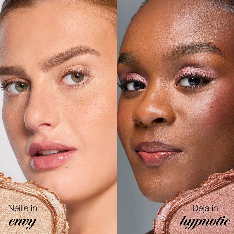 @itsmaureenkelly #trippin must haves – tubing mascara, freckles and smoldereyes