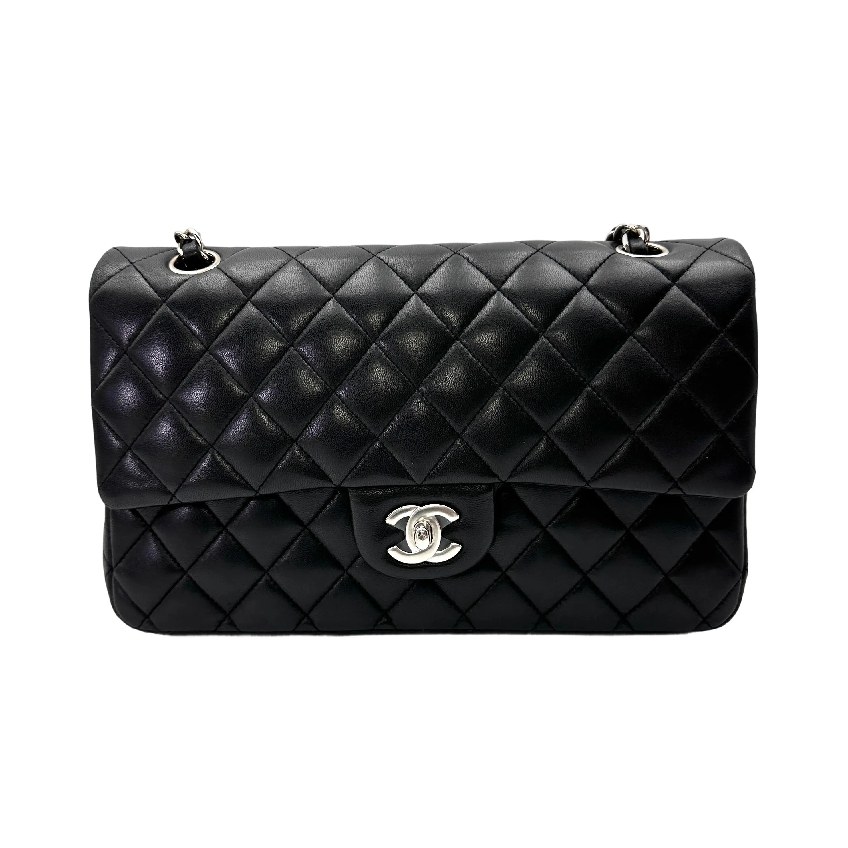 Pre-owned CHANEL Lambskin Shoulder Bags Classic Double Flap Black Quilted Medium Shoulder Bag SHW (13***00) CC2143