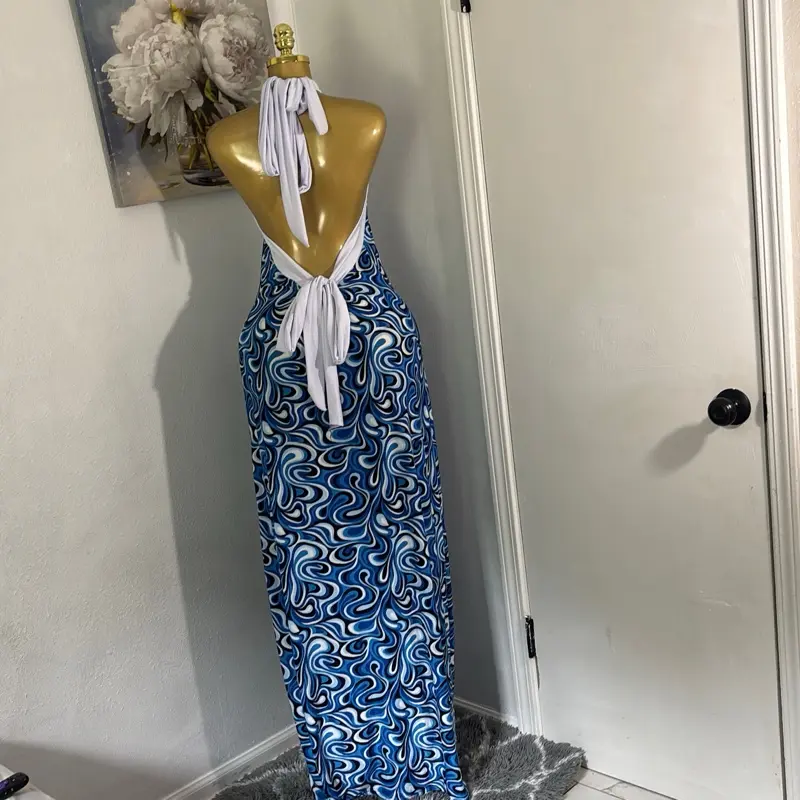 Plus Size Backless Maxi Dress