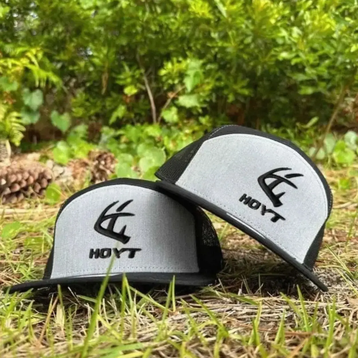 Hoyt Archery Embroidered Trucker Hat, Adjustable Snapback Cap for Men Women, Hunting Outdoor Sports Hat with Breathable Mesh Back Panels