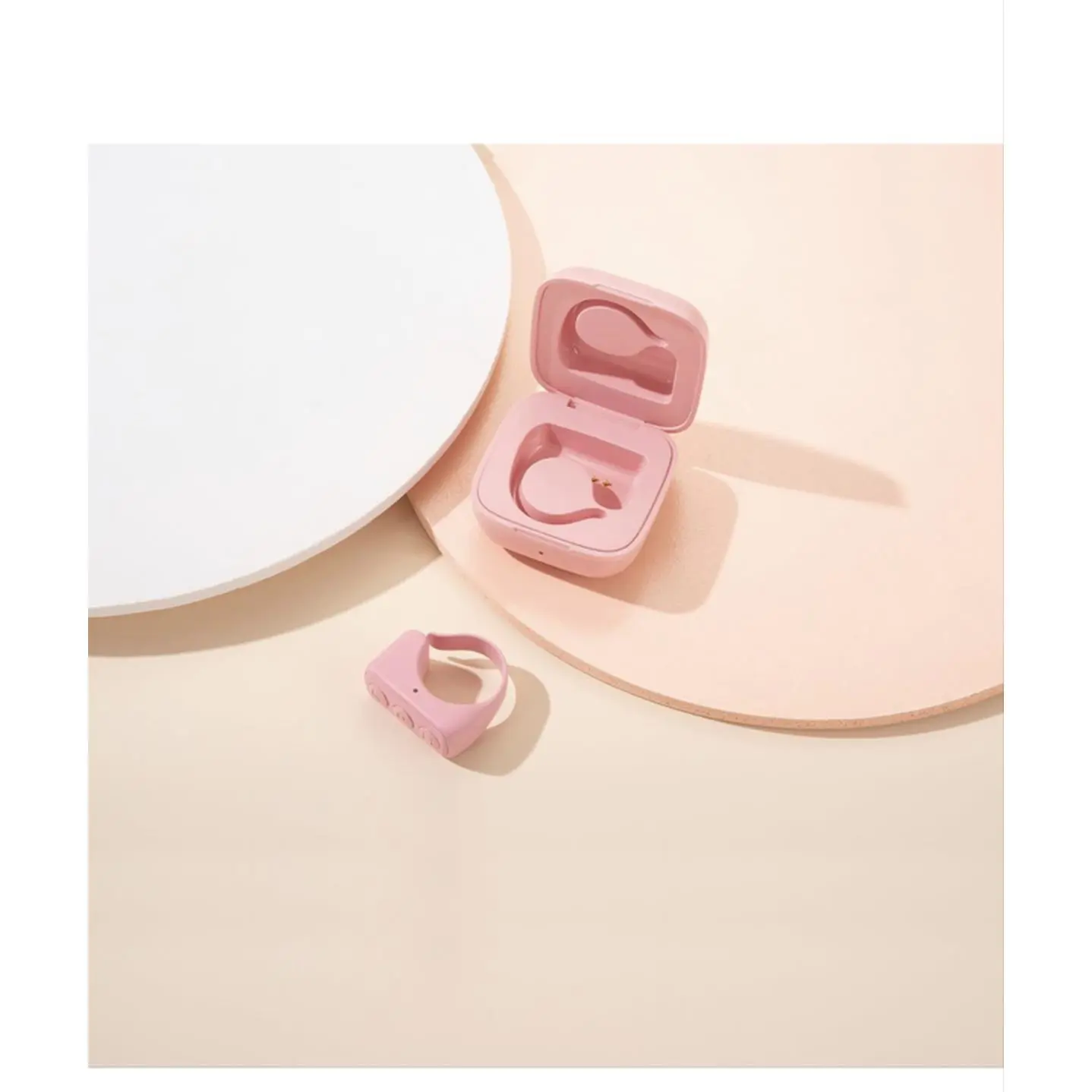 Remote Control Bluetooth Scrolling Ring for Content Creators Pink Compatible with iPad Kindle App iPhone Android Devices