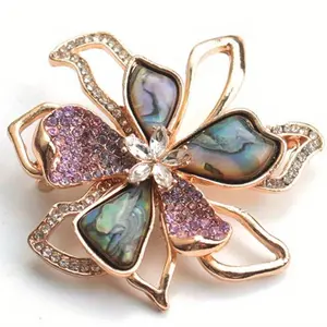 Retro Imitation Abalone Shell Flower Brooch Rhinestone New Jacket Sweater Pin Elegant Fashion Accessory