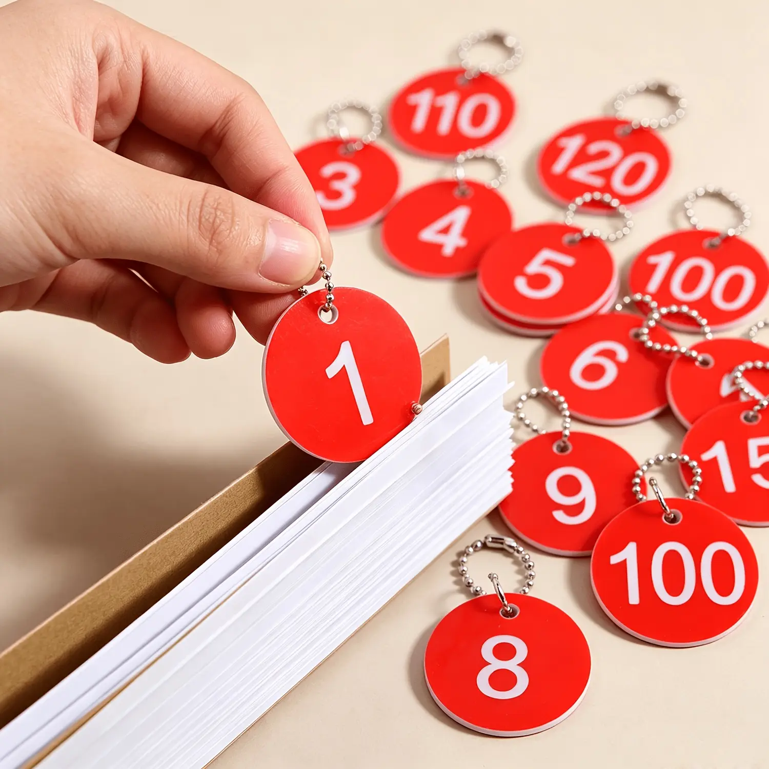 100pcs Round Number Tags with 100 Beaded Cords, Continuous Number Labels, Suitable for Cups, Dormitories, Lockers, Etc.