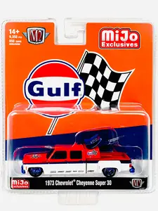 M2 Machines Mijo Exclusive 1973 Chevrolet Cheyenne Super 30 GULF Racing Truck Chase