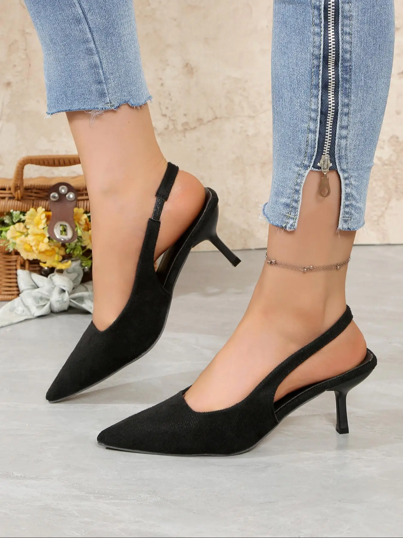 New 2024 Fashionable Pointed Toe Slip on Kitten Heels, Elegant Party Shoes, Elegant Solid Color Sandals for Party, Daily Clothing Decor for Women & Gi