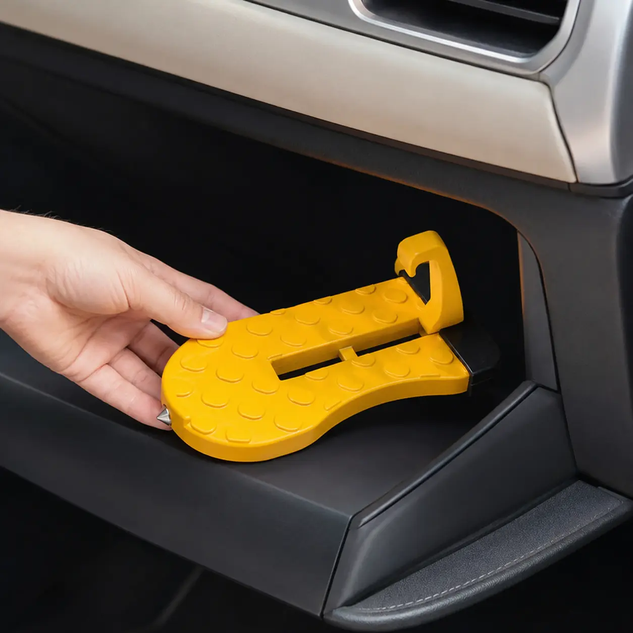 Heavy-Duty Car Door Step & Emergency Escape Hammer Multifunctional Roof Pedal Tool-Free Install for Off-Road & Family Vehicles Durable Material Compact Design
