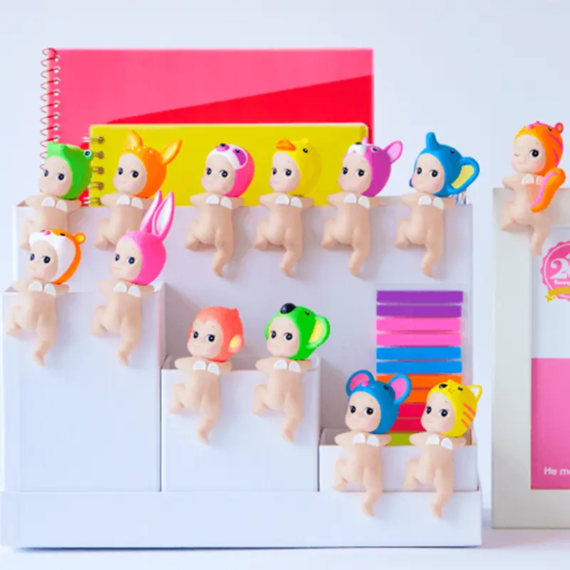 SEALED - Sonny Angel Hippers Looking Back Blind Box - (1 Sealed Blind Box, 1 Figure)