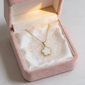 Women’s Lucky Five Petal Flower Necklace | Fashion Collarbone Chain Simple & Versatile