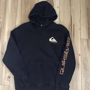 Quiksilver Black Hoodie with Arm Hit Size Men’s, Outfit Ideas, Casual Hoodie for Men for Women