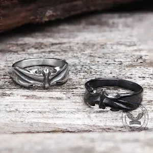 GTHIC Vintage Vampire Bat Stainless Steel Animal Ring for Men Women Daily Wear Gothic Jewelry