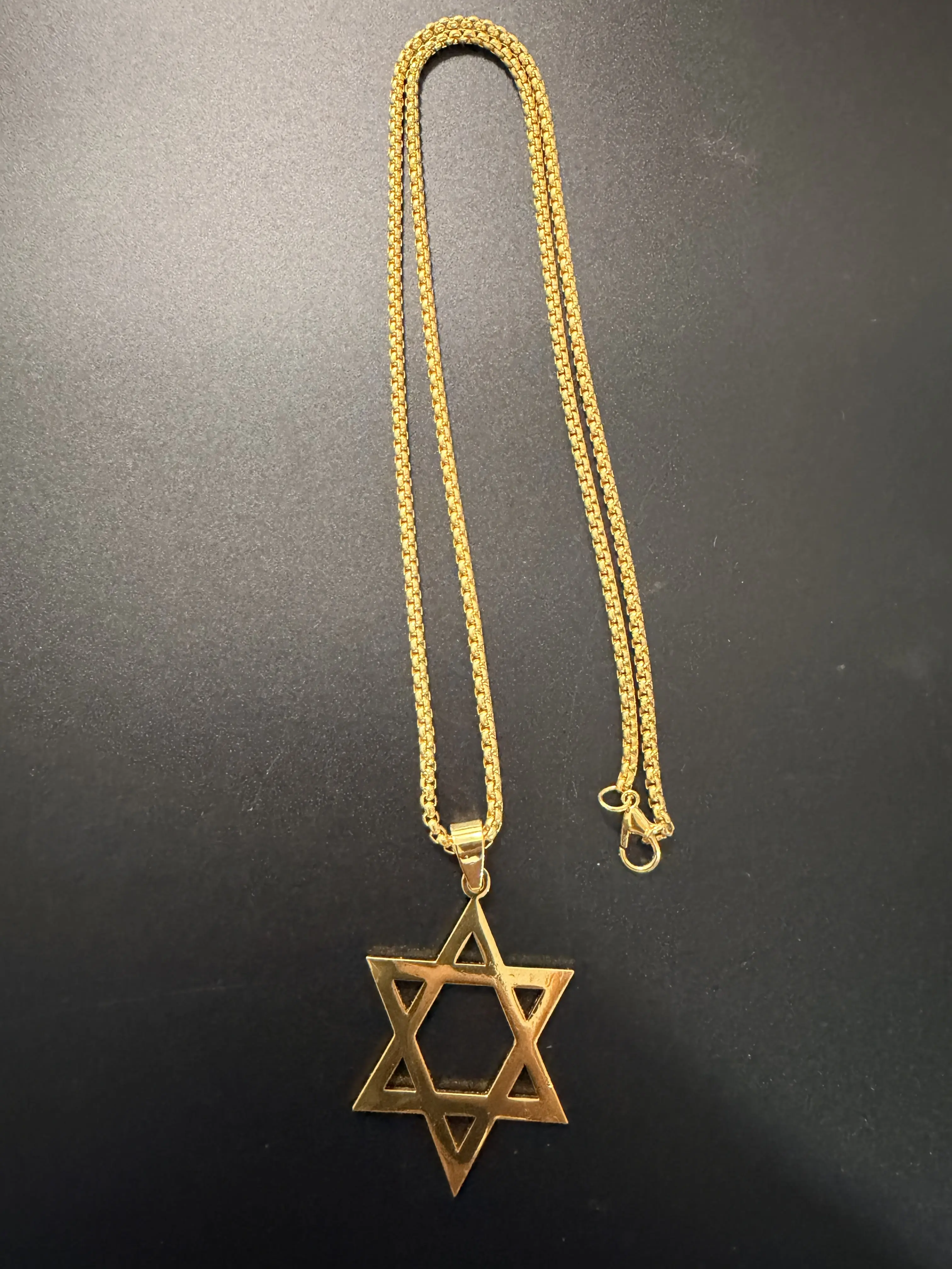 Women's Elegant Gold Hexagram Pendant Necklace - Premium Titanium Steel, Durable, Lightweight, Wear-Resistant, Modern Stylish Design, Comfortable for Daily & Special Occasions, Thoughtful Gift