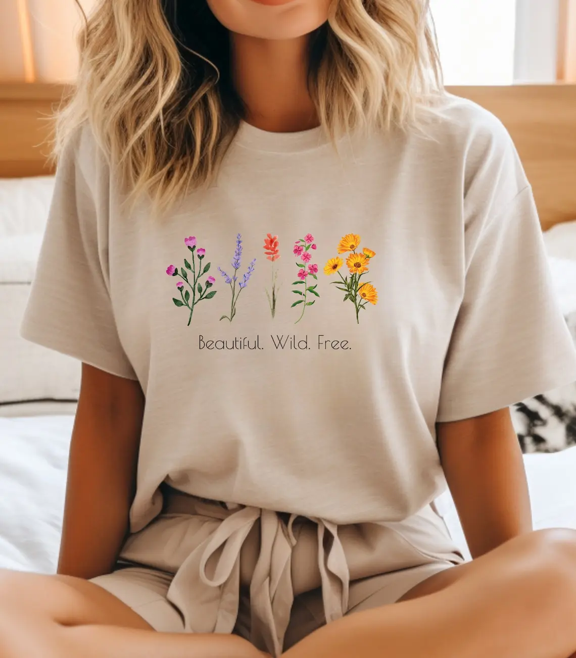 Vintage Cottagecore T-Shirt, Cottagecore Clothing, Fairycore Clothing, Floral T-Shirt, Botanical Shirt, Pressed Flowers, Aesthetic Clothing Wild Flowers Shirt, Beautiful Wild Free, Flower Shirt