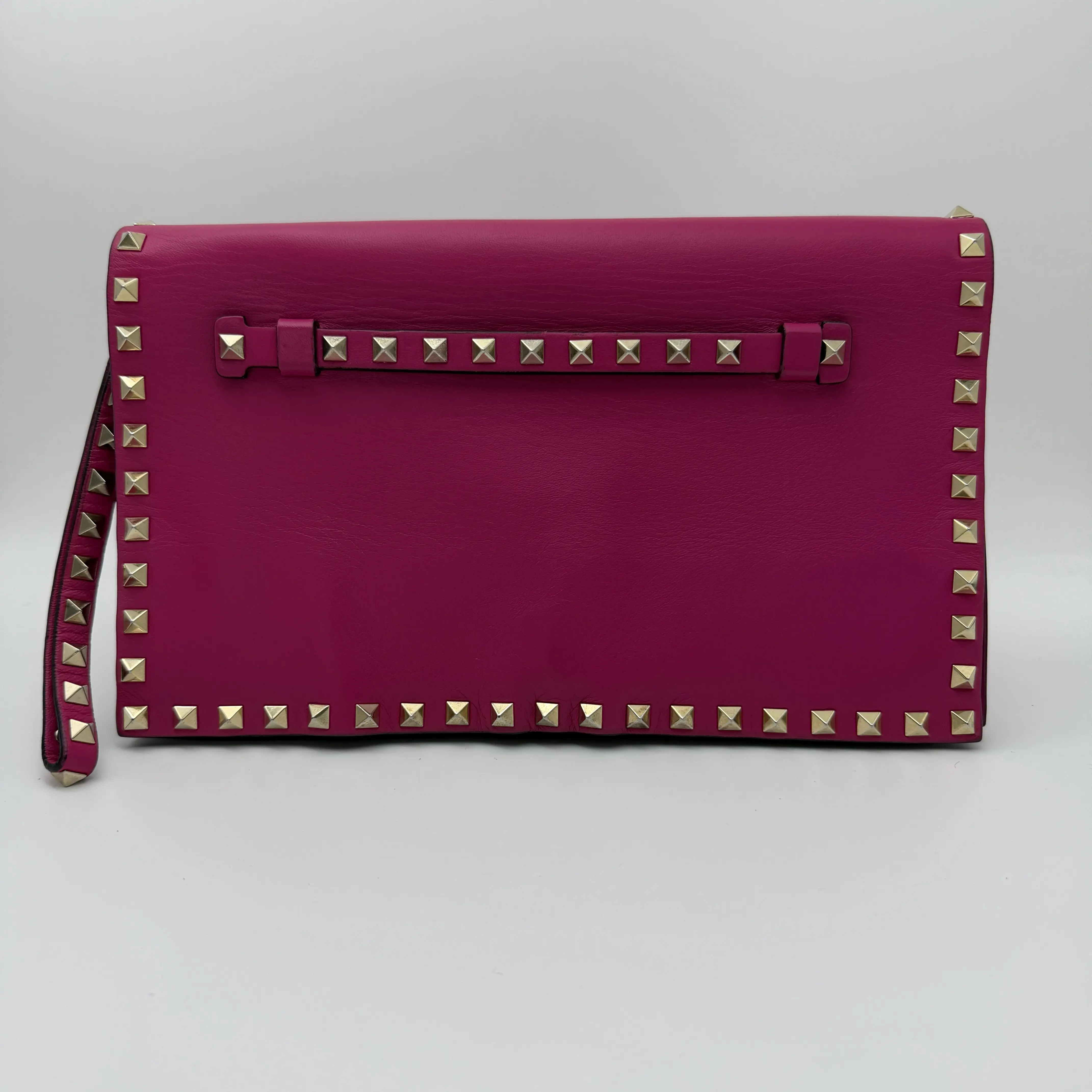 Pre-owned Valentino pink studded envelope clutch