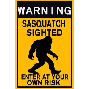 Metal Sign Aluminum Tin Sign Warning Protected by Bigfoot Outdoor Home Yard Street Garden Garage Door Metal Signs 12x8inch