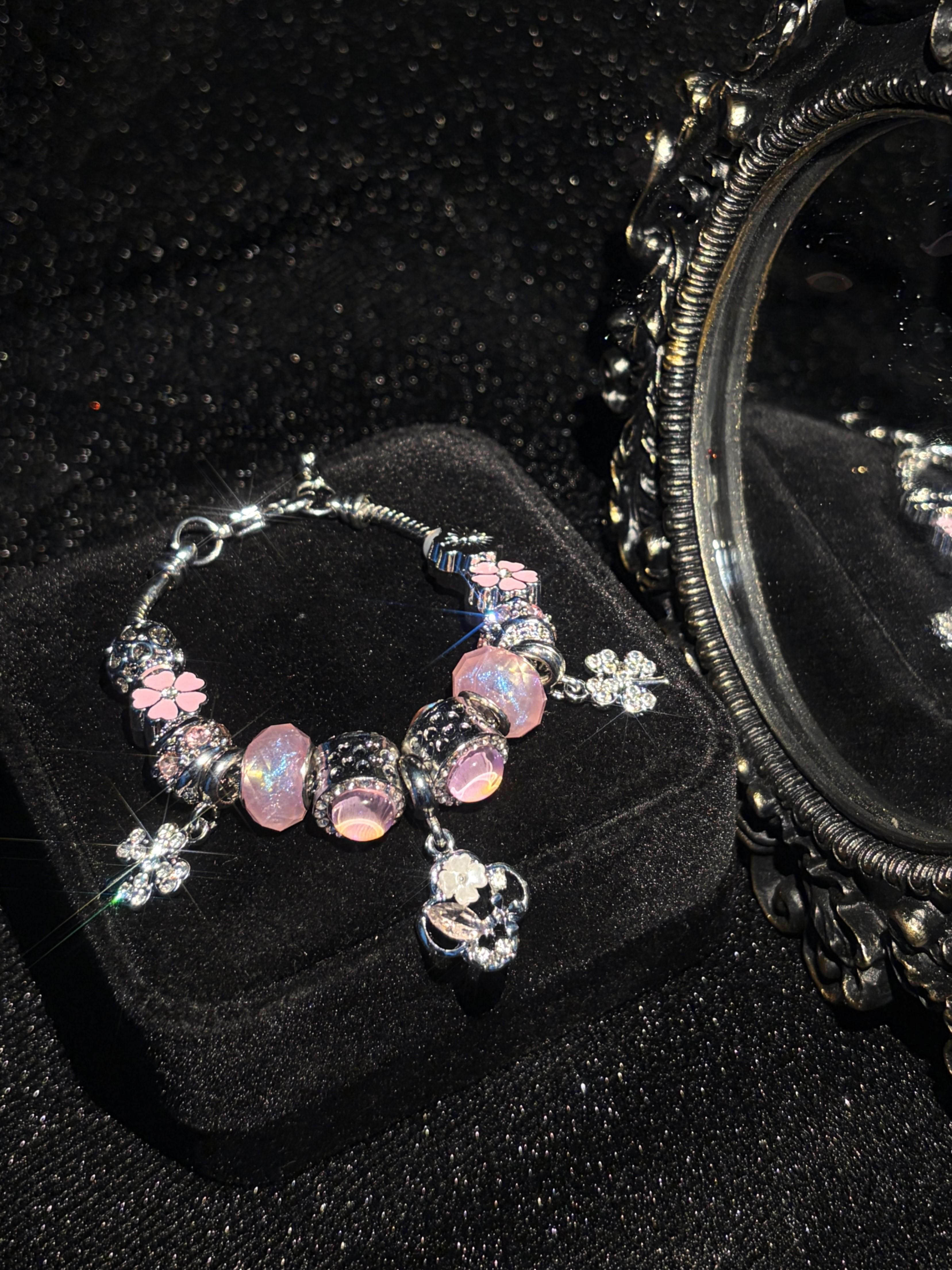Women's Enchanting Pink-Orange Beaded Charm Bracelet with 4-Leaf Clover Dangle, Fashion Costume Jewelry Gift