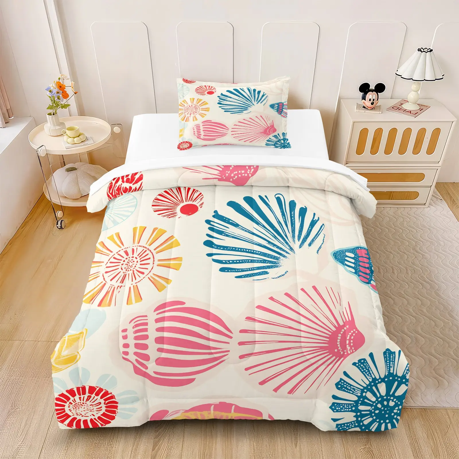 Colorful Seashell Print Quilted Comforter Set, 1 Comforter + 1/2 Pillowcases, Bohemian Coastal Bedding for Beach Lovers, Perfect for Bedroom, Dorm, Apartment & Summer Home Decor