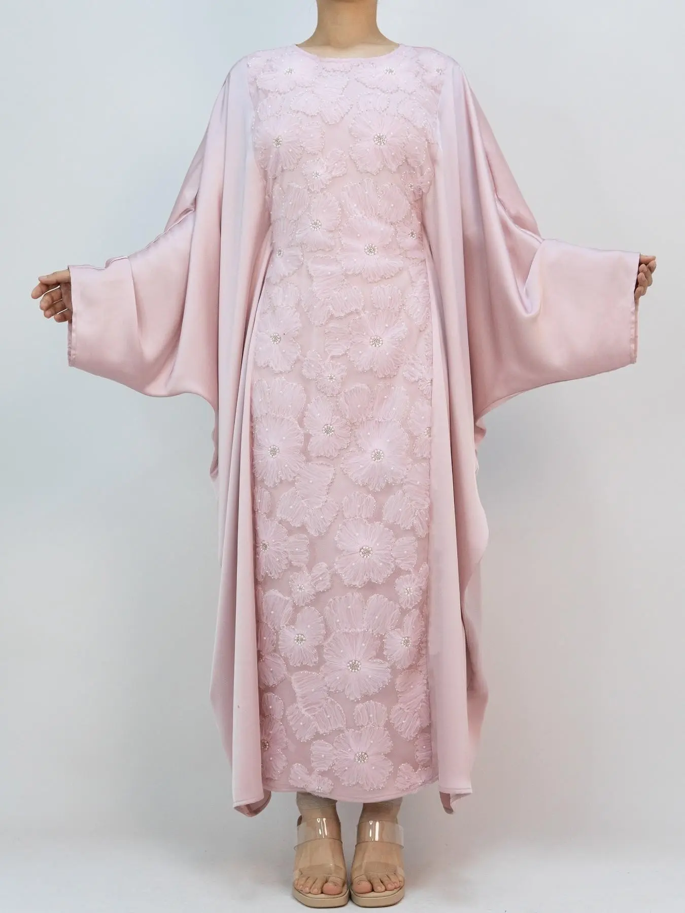 Middle Eastern Muslim Women's Kaftan, Satin Solid Color Batwing Sleeve, Flower Beaded Abaya for All Seasons, Elegant Loose-Fitting Dress, Muslim Dresses