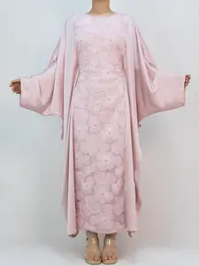 Middle Eastern Muslim Women's Kaftan, Satin Solid Color Batwing Sleeve, Flower Beaded Abaya for All Seasons, Elegant Loose-Fitting Dress, Floral Embellished Abaya
